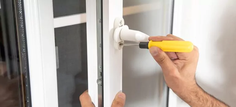 Casement Window Handle Replacement in Pembroke Pines, FL