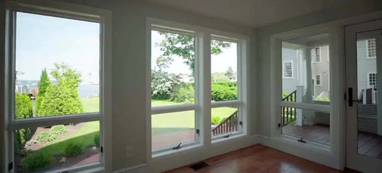 Double-hung Window Repair in Pembroke Pines, FL